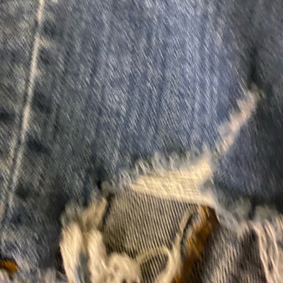 Women’s size 26 Mid rise True religion, bought them cut up  . Love them. - Picture 10 of 14